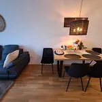La Chiave Boutique By Stefan Free Parking
