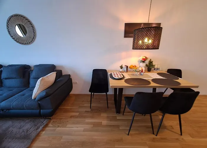 La Chiave Boutique By Stefan Free Parking